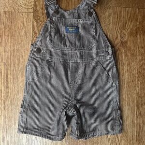 OshKosh B'gosh Vestbak Overall Shorts: 18 mo